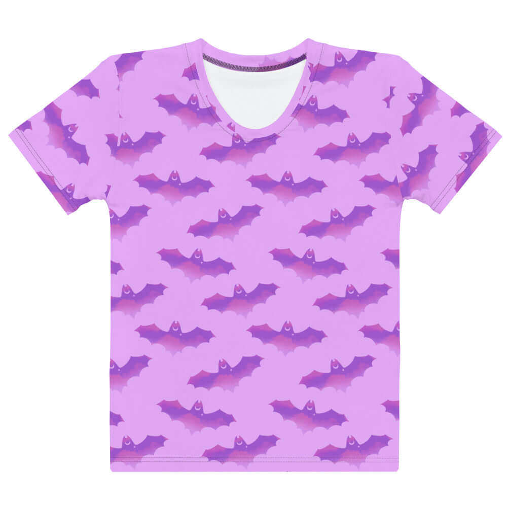 Morrigan-inspired Aensland T-shirt features a playful bat design perfect for sunny outings and casual wear.
