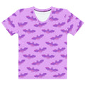 Morrigan-inspired Aensland T-shirt features a playful bat design perfect for sunny outings and casual wear.